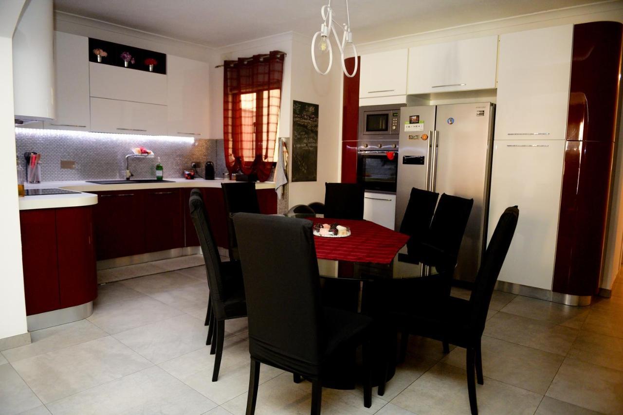 Modern And Homely Apartment In Marsaskala Ngoại thất bức ảnh